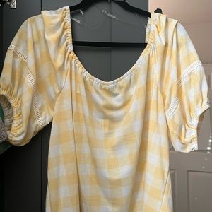Brand new XL yellow stripped shirt